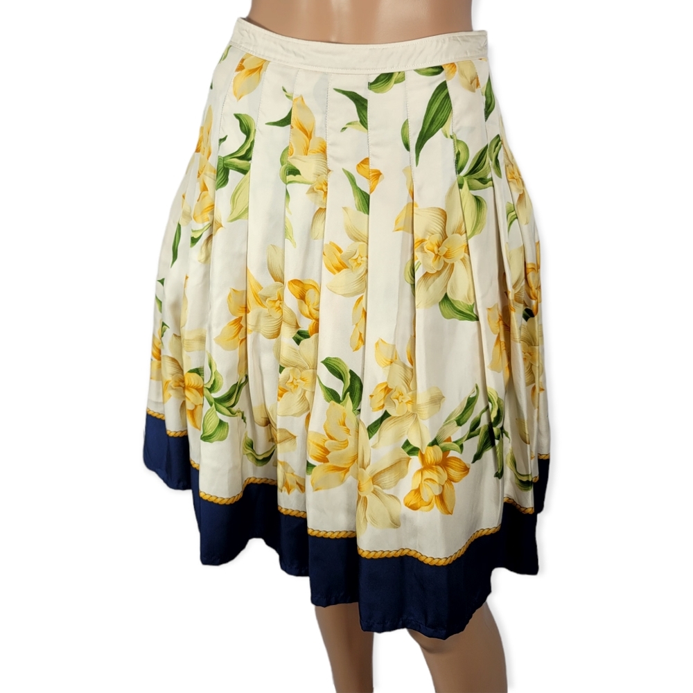 Tommy Bahama Silk Pleated Skirt sz 6 Yellow Flowers - Picture 2 of 6